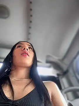 Snapshot of __IRIS__ chatting on February 20, 2025, 4:14 pm IRIS online show from February 20, 2025, 4:14 pm