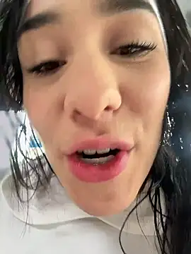 Snapshot of __IRIS__ chatting on February 21, 2025, 3:43 pm IRIS online show from February 21, 2025, 3:43 pm