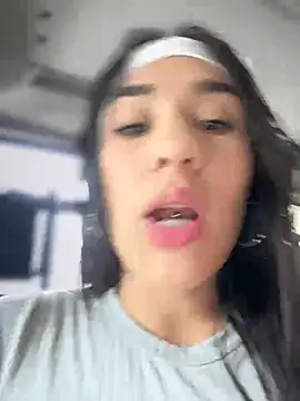 Snapshot of __IRIS__ chatting on February 21, 2025, 8:38 pm IRIS online show from February 21, 2025, 8:38 pm