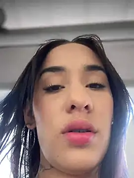 Snapshot of __IRIS__ chatting on March 4, 2025, 4:20 pm IRIS online show from March 4, 2025, 4:20 pm