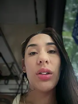 Snapshot of __IRIS__ chatting on March 4, 2025, 9:00 pm IRIS online show from March 4, 2025, 9:00 pm