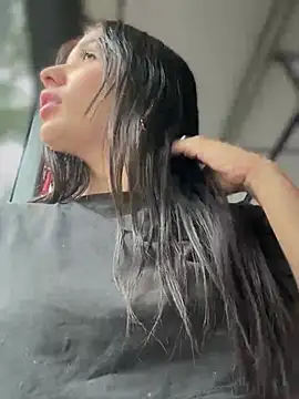 Snapshot of __IRIS__ chatting on March 5, 2025, 4:24 pm IRIS online show from March 5, 2025, 4:24 pm