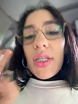 Snapshot of __IRIS__ chatting on October 10, 2025, 3:44 pm IRIS online show from October 10, 2025, 3:44 pm