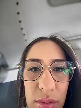 Snapshot of __IRIS__ chatting on November 8, 2025, 3:45 pm IRIS online show from November 8, 2025, 3:45 pm