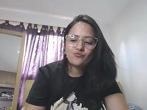 Snapshot of Jandylovee chatting on April 11, 2026, 8:13 pm Jandylovee online show from April 11, 2026, 8:13 pm