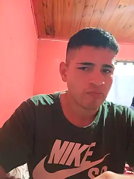 Snapshot of ynose2 chatting on October 25, 2025, 9:20 pm ynose2 online show from October 25, 2025, 9:20 pm