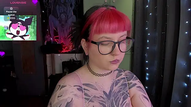 Snapshot of t0riayun0 chatting on March 11, 2026, 11:00 pm t0riayun0 online show from March 11, 2026, 11:00 pm