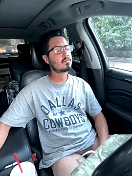 Snapshot of Bbyboyivan chatting on November 9, 2025, 10:52 pm Bbyboyivan online show from November 9, 2025, 10:52 pm