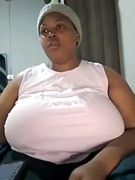 Snapshot of Sexy-queen99xx chatting on July 10, 2026, 8:18 am Sexy-queen99xx online show from July 10, 2026, 8:18 am