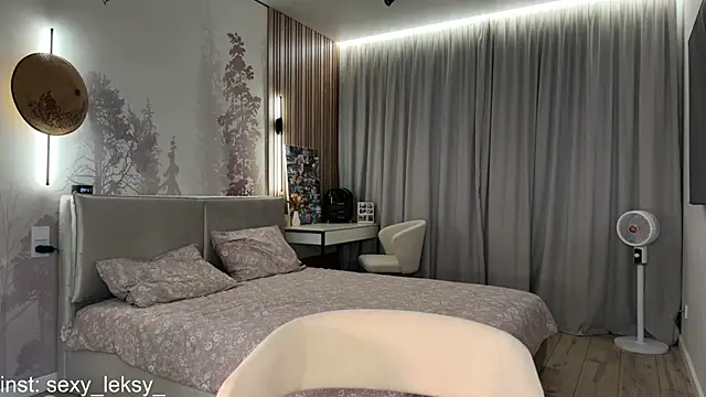 Snapshot of Lex_Love chatting on August 2, 2026, 6:50 pm Lex Love online show from August 2, 2026, 6:50 pm
