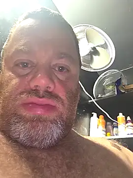 Snapshot of Bagod1984 chatting on December 14, 2025, 8:41 am Bagod1984 online show from December 14, 2025, 8:41 am