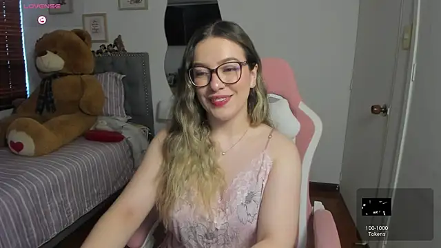 Snapshot of samysweet_8 chatting on June 28, 2026, 1:28 pm samysweet 8 online show from June 28, 2026, 1:28 pm