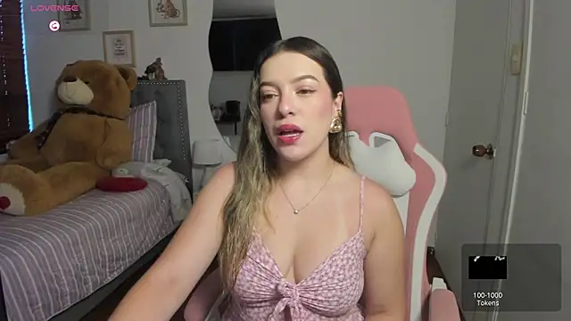 Snapshot of samysweet_8 chatting on July 16, 2026, 12:11 pm samysweet 8 online show from July 16, 2026, 12:11 pm