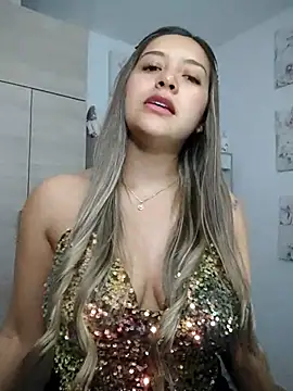 alana 69 online show from April 28, 2026, 10:48 pm