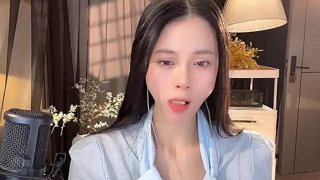 Ocean--Lili online show from April 29, 2026, 5:30 pm