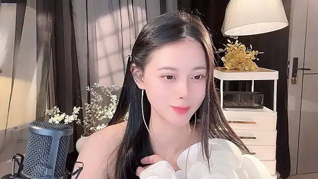 Ocean--Lili online show from April 30, 2026, 8:57 pm