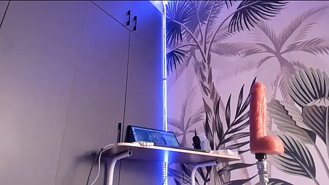 Snapshot of sugar-mirie chatting on September 12, 2025, 12:27 pm sugar-mirie online show from September 12, 2025, 12:27 pm