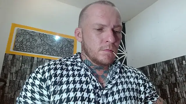 Snapshot of stripnolimits chatting on May 15, 2026, 9:55 pm stripnolimits online show from May 15, 2026, 9:55 pm