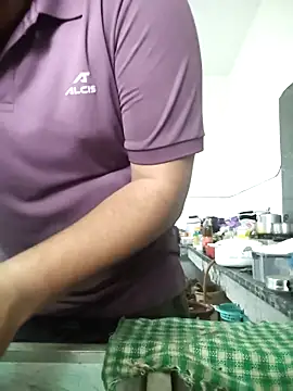 thebrownboi01 online show from March 10, 2026, 2:05 am