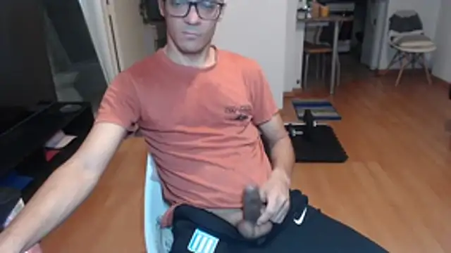 guachin hunk online show from August 1, 2026, 2:55 am