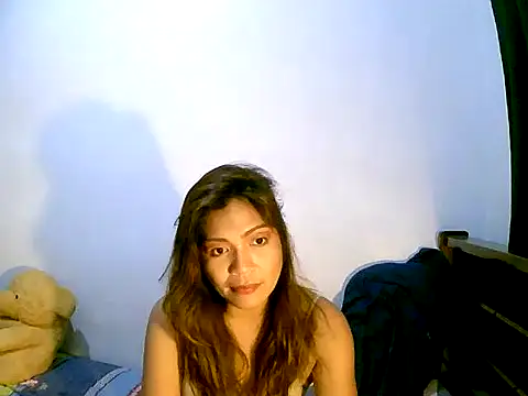 Snapshot of sweetvirginia01 chatting on October 15, 2025, 5:18 am sweetvirginia01 online show from October 15, 2025, 5:18 am