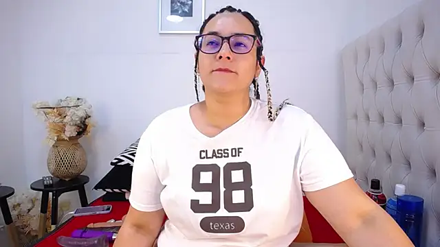 MIchelMomet online show from January 27, 2025, 11:00 am