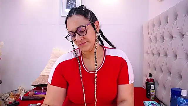 MIchelMomet online show from January 31, 2025, 9:59 am