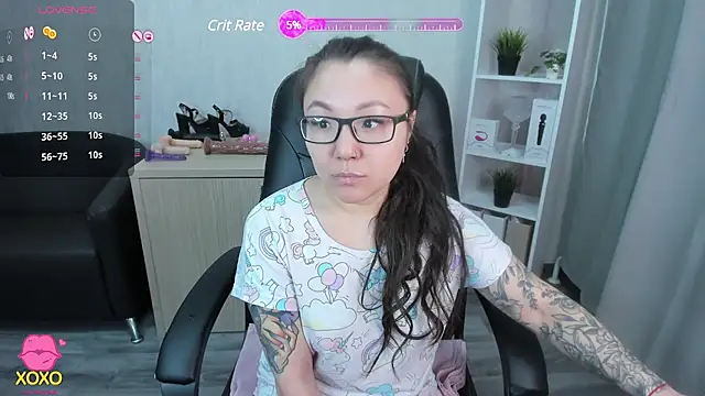 Snapshot of gentle_muse chatting on February 9, 2025, 12:39 am gentle muse online show from February 9, 2025, 12:39 am