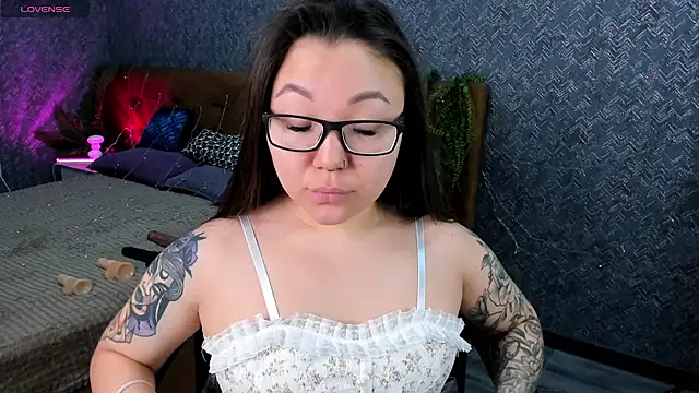 Snapshot of gentle_muse chatting on March 12, 2025, 12:53 am gentle muse online show from March 12, 2025, 12:53 am