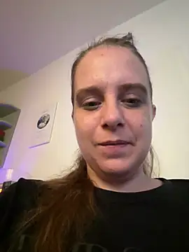 Snapshot of LadyChantale chatting on May 3, 2026, 6:19 am LadyChantale online show from May 3, 2026, 6:19 am
