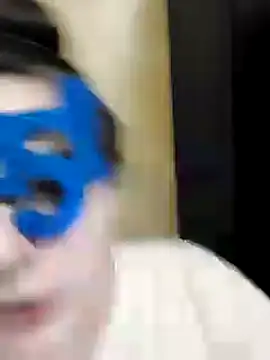 Snapshot of Snowbunnycake_131 chatting on January 1, 2025, 10:21 am Snowbunnycake 131 online show from January 1, 2025, 10:21 am