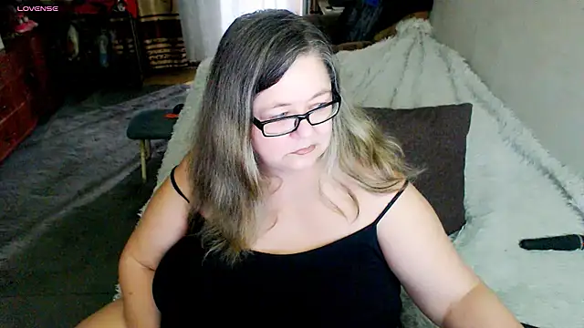 Snapshot of sex2 chatting on June 7, 2026, 12:48 am sex2 online show from June 7, 2026, 12:48 am