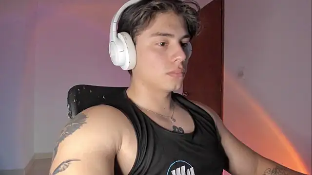 Giordano Russo online show from March 5, 2026, 11:56 pm