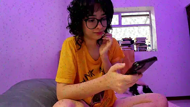 Snapshot of _Lunnaa_ chatting on September 14, 2025, 10:53 pm Lunnaa online show from September 14, 2025, 10:53 pm