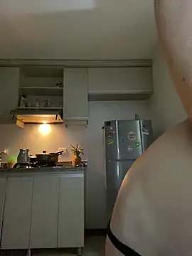 Snapshot of _Lunnaa_ chatting on March 13, 2026, 11:44 pm Lunnaa online show from March 13, 2026, 11:44 pm