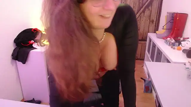 GeilesLuder75 online show from December 15, 2025, 5:17 pm