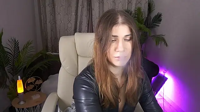 CassandraGood online show from March 15, 2026, 7:03 am