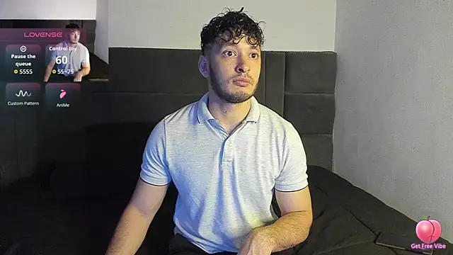 Snapshot of alejandro__2 chatting on January 7, 2026, 7:05 pm alejandro 2 online show from January 7, 2026, 7:05 pm