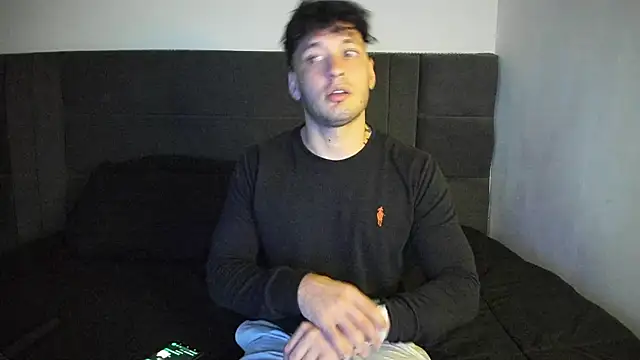 Snapshot of alejandro__2 chatting on January 13, 2026, 1:33 am alejandro 2 online show from January 13, 2026, 1:33 am