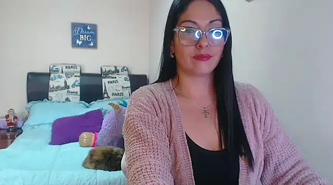 Snapshot of sahtlove1 chatting on December 5, 2024, 8:11 pm sahtlove1 online show from December 5, 2024, 8:11 pm