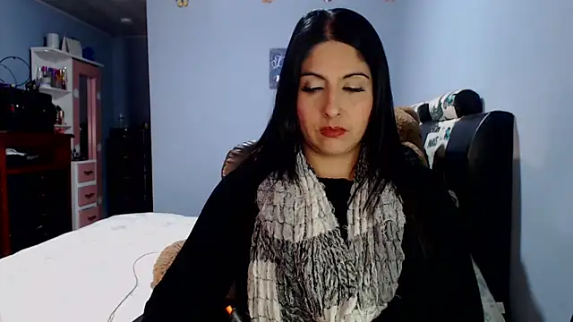 sahtlove1 online show from April 27, 2026, 10:19 pm