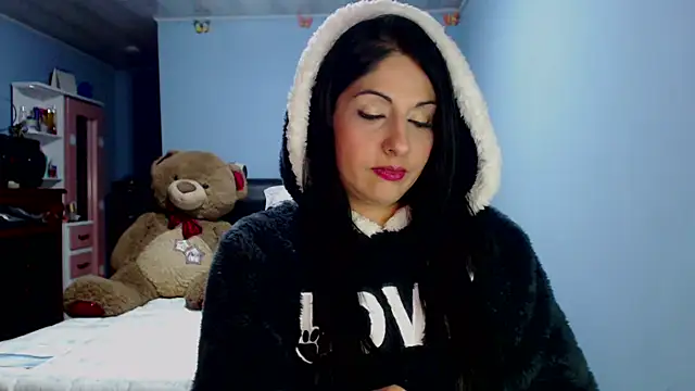 sahtlove1 online show from May 7, 2026, 1:22 am