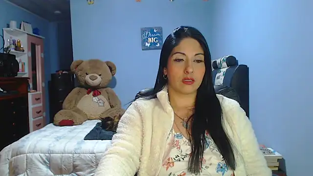 sahtlove1 online show from May 15, 2026, 11:34 pm