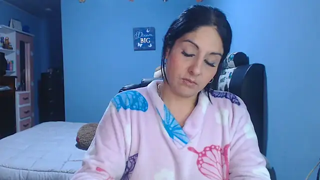 sahtlove1 online show from May 20, 2026, 12:39 am