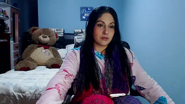 sahtlove1 online show from May 27, 2026, 1:57 am