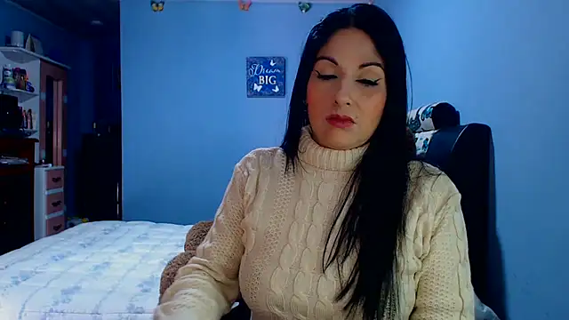 sahtlove1 online show from June 17, 2026, 4:41 pm