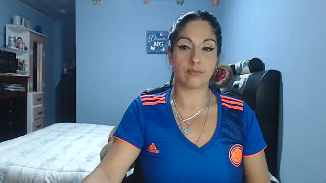 sahtlove1 online show from June 24, 2026, 12:42 am