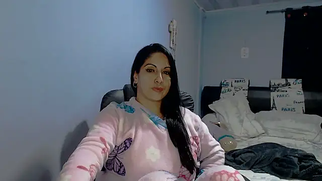 sahtlove1 online show from July 14, 2026, 4:06 am