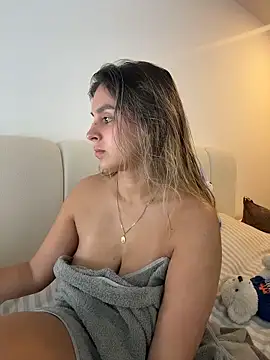 oriana zoeee online show from April 30, 2026, 12:39 am
