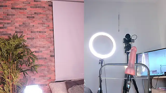 Lucy fit online show from February 19, 2025, 9:17 am